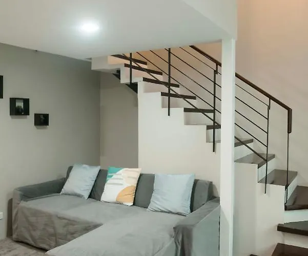 Renovated - Center - Pool Access - 2 A/cs Appartement Cebu